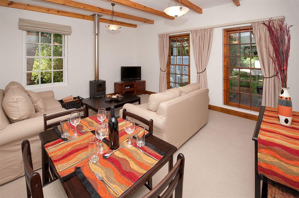 La Galiniere Guest Cottages フランシュホーク エクステリア 写真